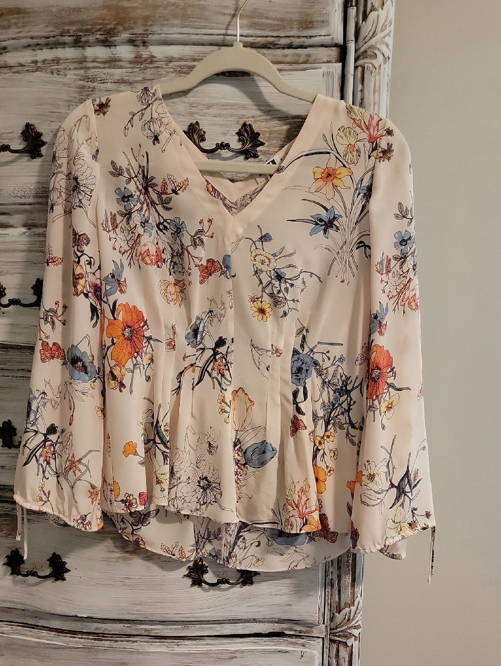 Rebecca Taylor Cream Floral V-Neck Blouse with Multicolor Blooms